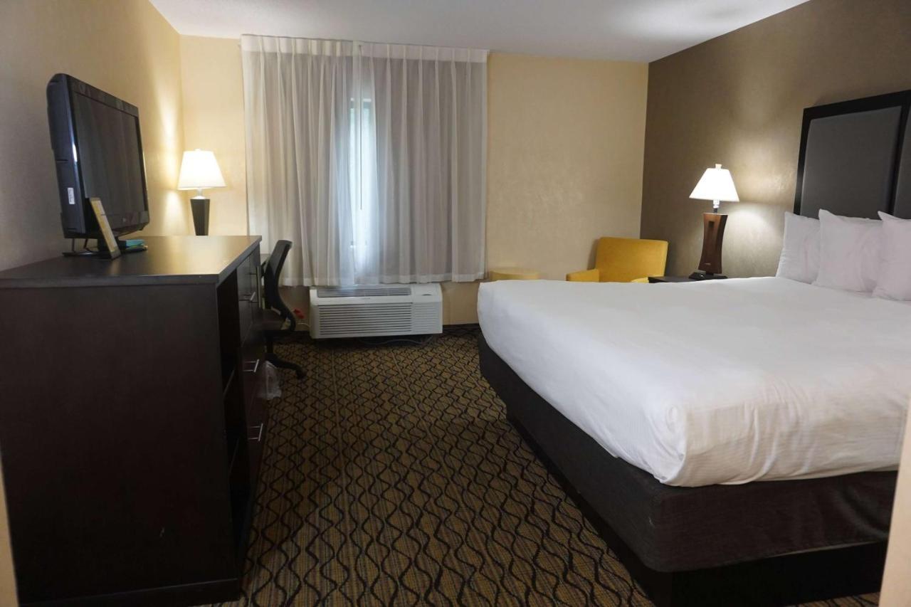 Baymont By Wyndham Bridgeport/frankenmuth Hotel